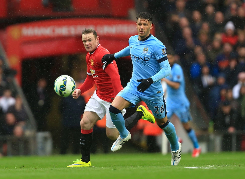 天博体育英超联赛精彩比赛对抗画面